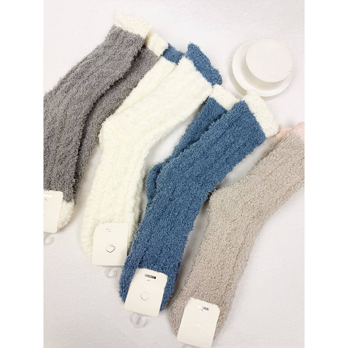 Assorted Cable Knit Pattern Two Tone Cozy Socks