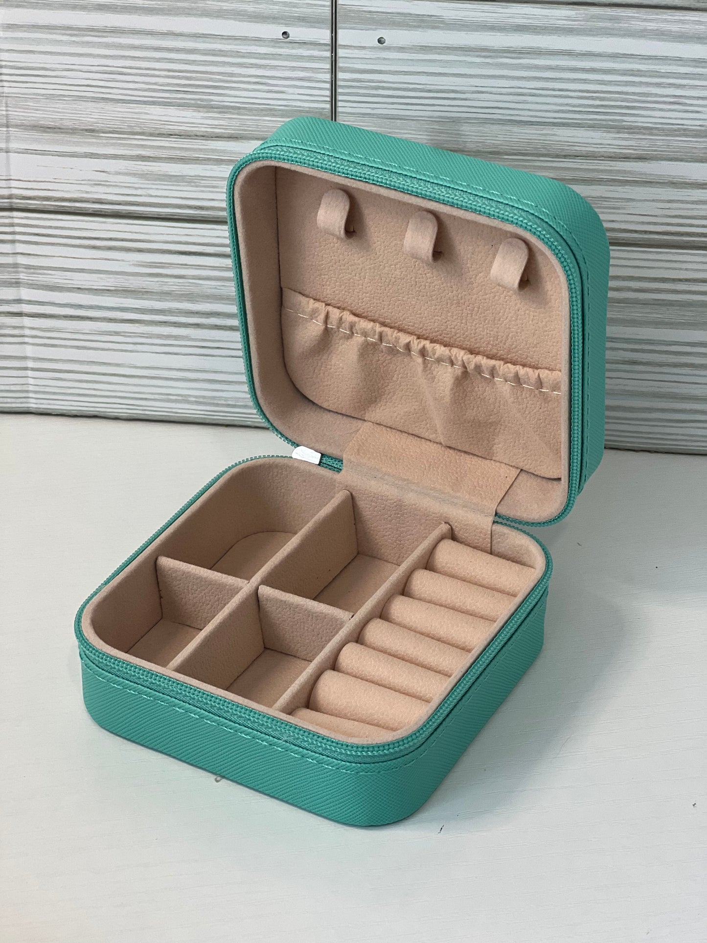 Traveling Jewelry Boxes