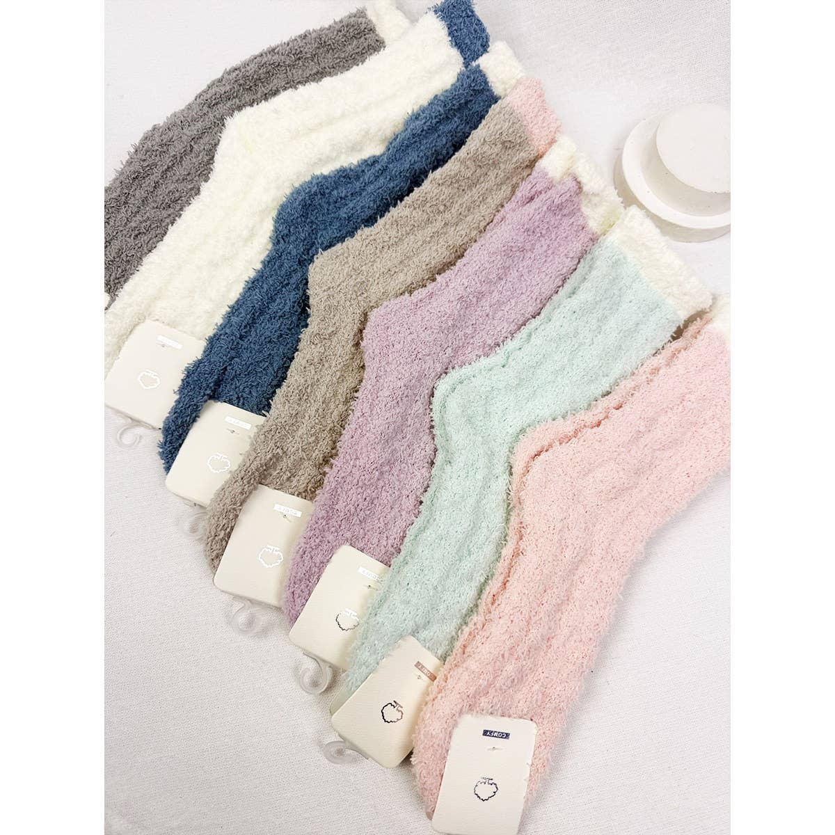 Assorted Cable Knit Pattern Two Tone Cozy Socks